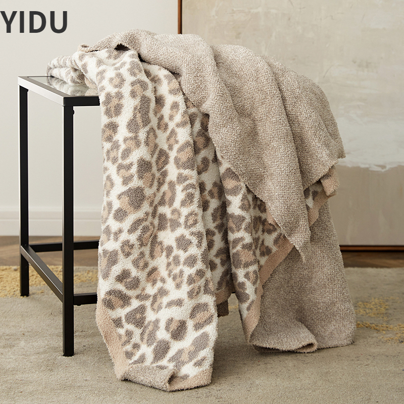 YIDU 2022 100% 폴리 에스터 편안하고 부드러운 chunky leopard 체크 무늬 퍼지 푹신한 따뜻한 뜨다 던지기 담요 겨울 니트 열 담요